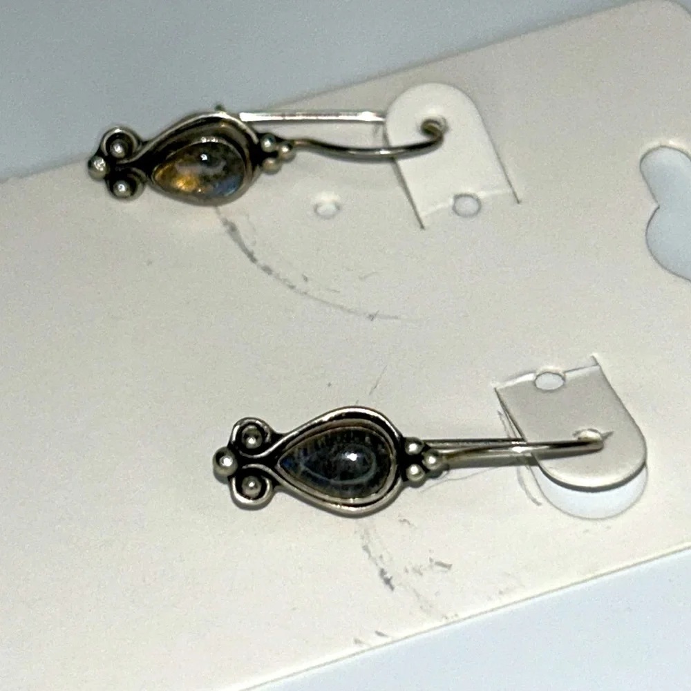 NWOT Vintage Sterling Silver Blue Labradorite Pear Shaped Earrings Modern Boho